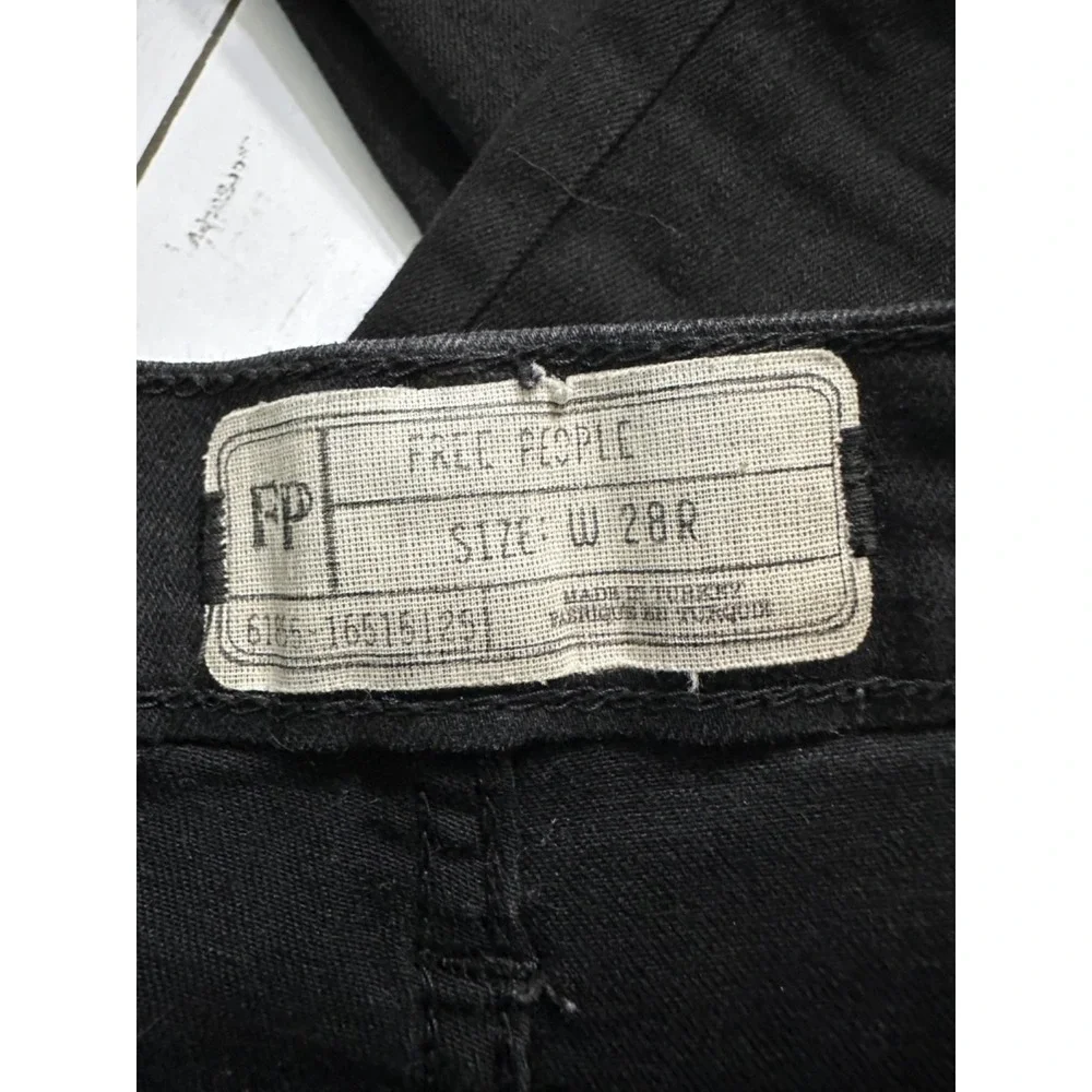 Free People Black Stretch Skinny Slim Jeans mid Rise Dark Wash Size 28‎